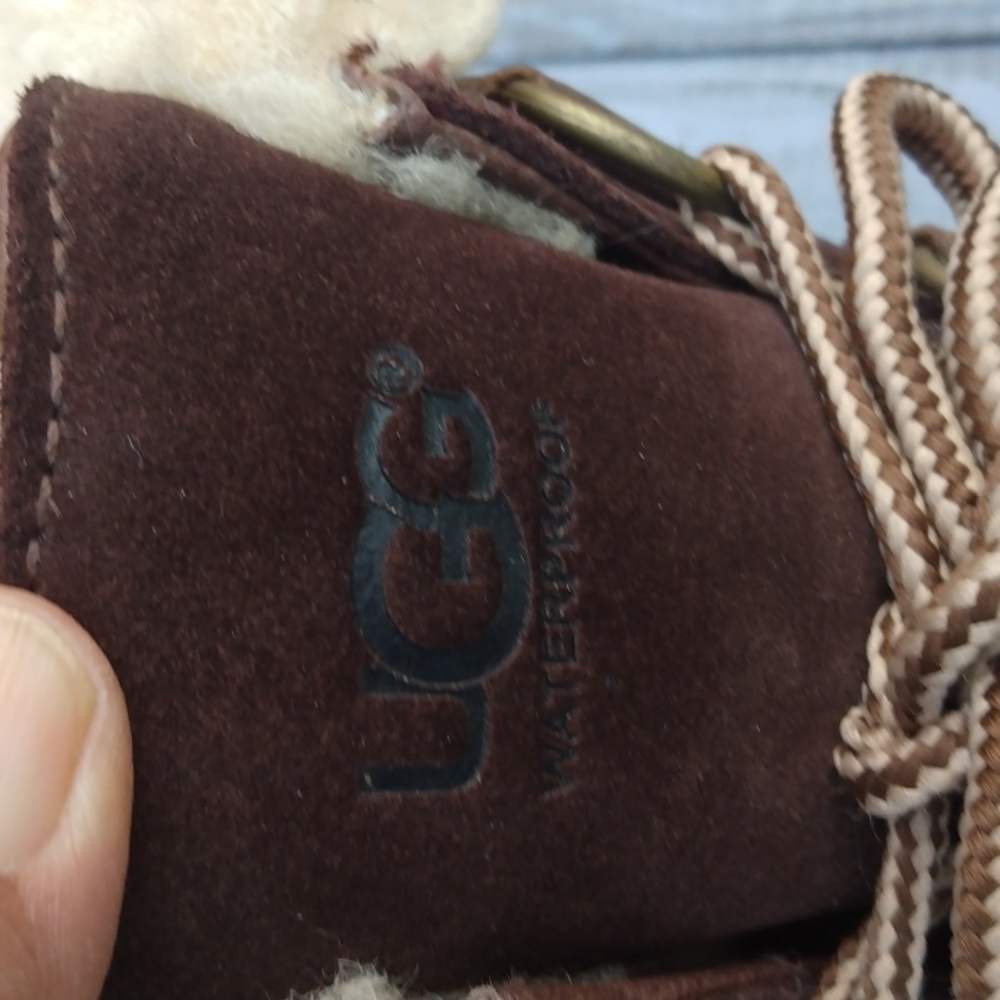 UGG Ostrander Women's Boots - Picture 10 of 12